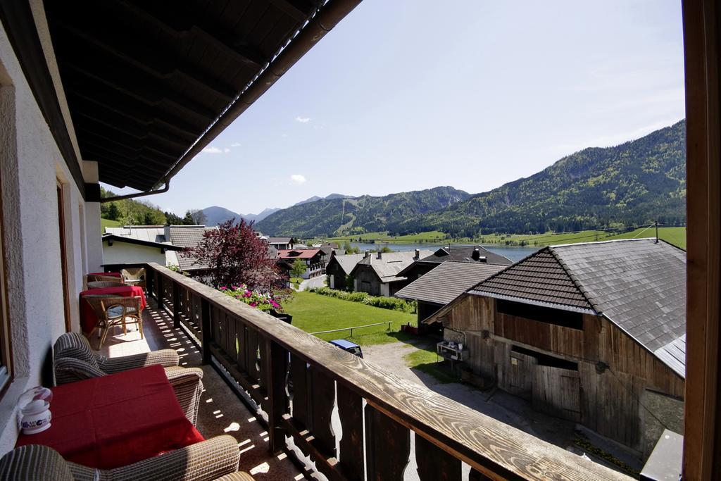 Отель Haus Schluder - Familie Stanitzer Вайсензее Номер фото